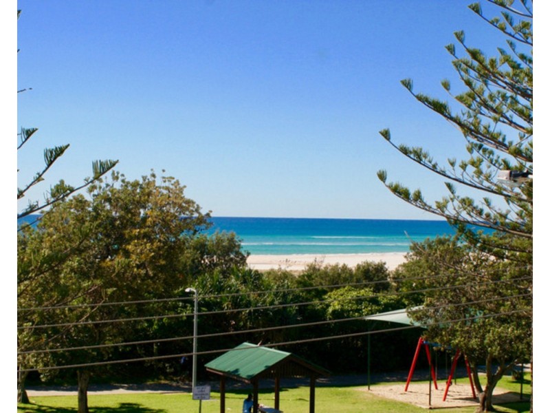 9/20 Pacific Parade, Bilinga QLD 4225