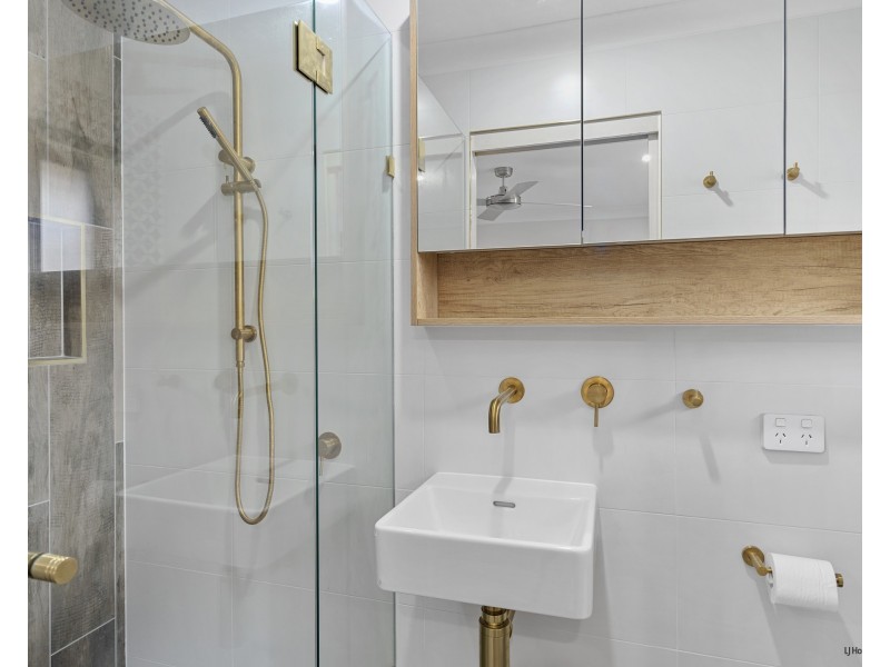 7/40 Guineas Creek Road, Currumbin Waters QLD 4223