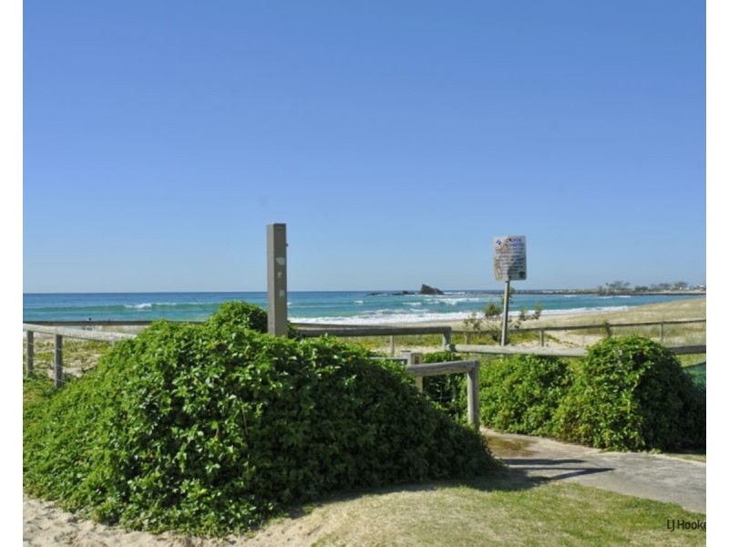 2/21 Laguna Avenue, Palm Beach QLD 4221