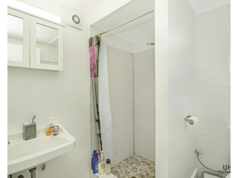 1/8 Westview Road, Currumbin QLD 4223
