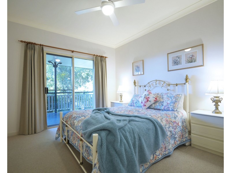 2/11 Snape Court, Currumbin Waters QLD 4223