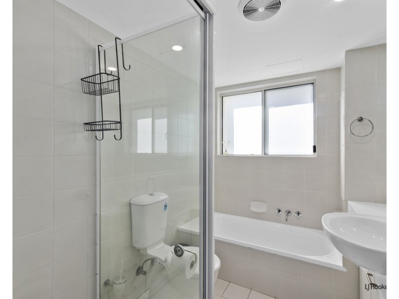 21/136 The Esplanade, Burleigh Heads QLD 4220