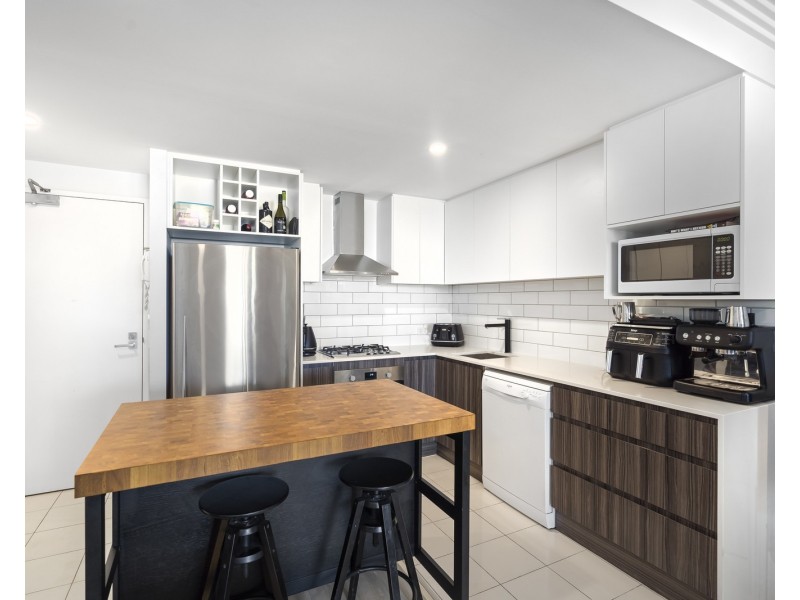 1309/10 Fifth Avenue, Palm Beach QLD 4221