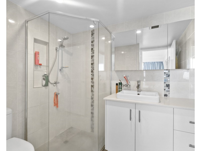 9c/969 Gold Coast Highway, Palm Beach QLD 4221