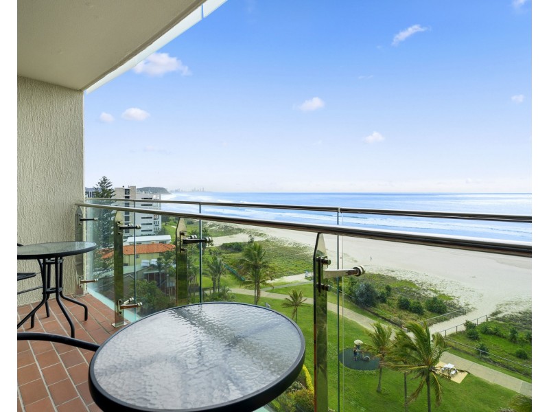 9c/969 Gold Coast Highway, Palm Beach QLD 4221