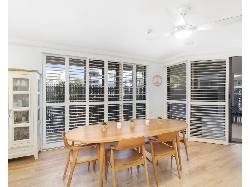 9/828 Pacific Parade, Currumbin QLD 4223