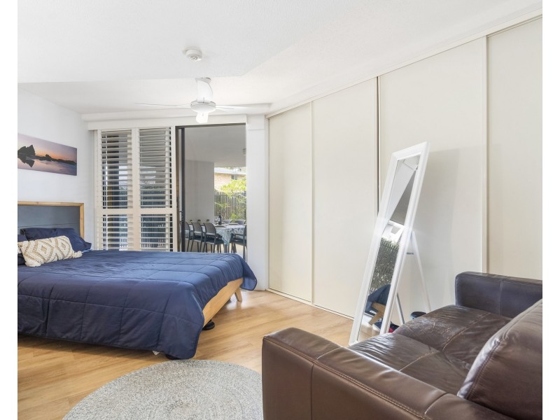 9/828 Pacific Parade, Currumbin QLD 4223