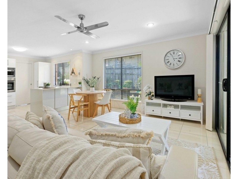10 Fulton Street, Wishart QLD 4122