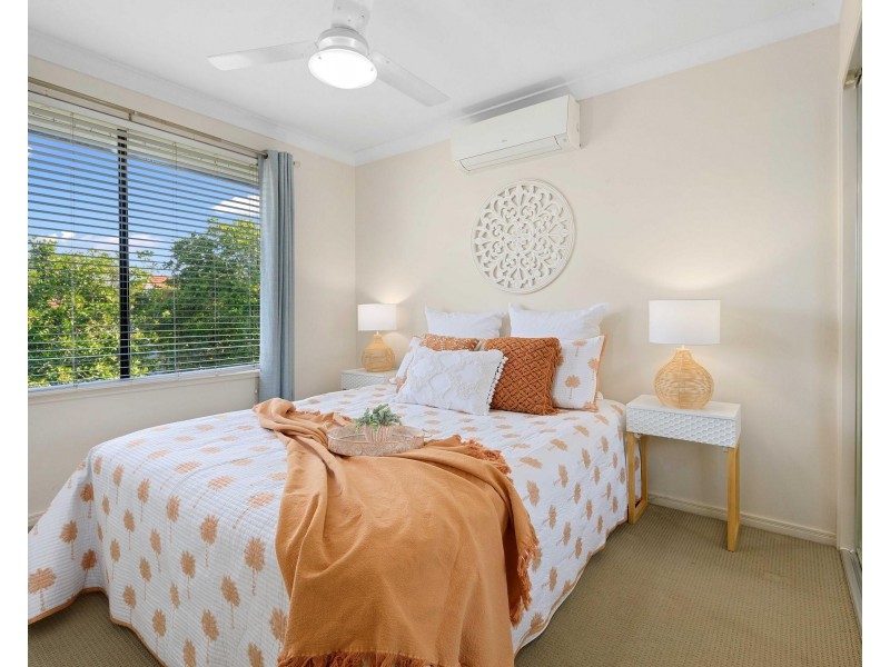 10 Fulton Street, Wishart QLD 4122