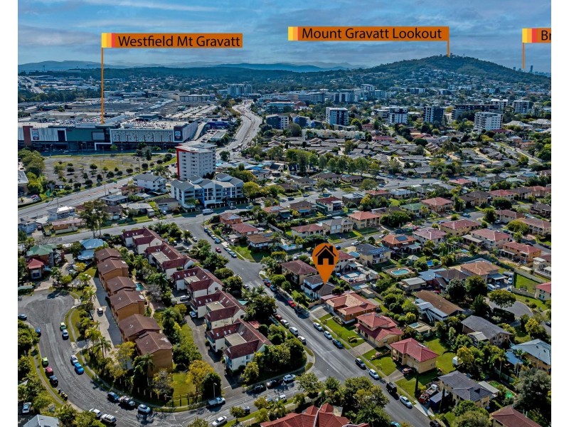 10 Fulton Street, Wishart QLD 4122