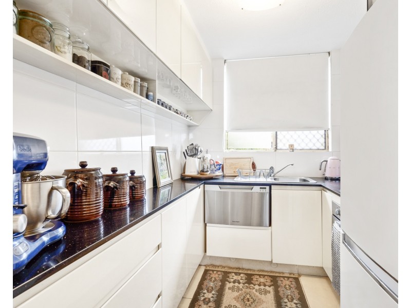 1/1374 Gold Coast Highway, Palm Beach QLD 4221