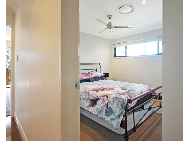 7 Sanctuary Crest Drive, Currumbin QLD 4223