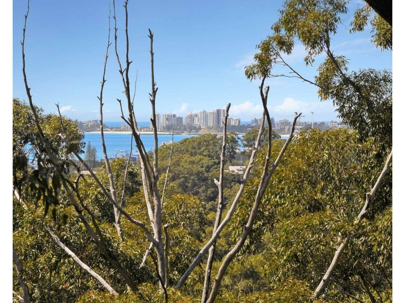 7 Sanctuary Crest Drive, Currumbin QLD 4223