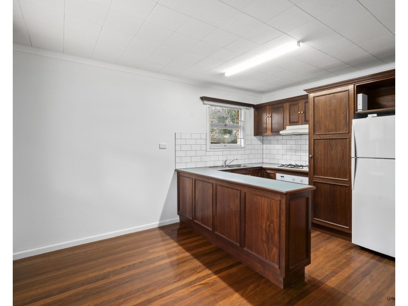 38 Bolton Street, Coolangatta QLD 4225