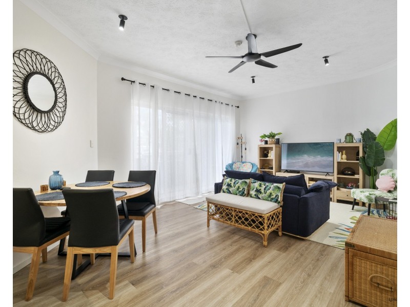 12/14 Jefferson Lane, Palm Beach QLD 4221