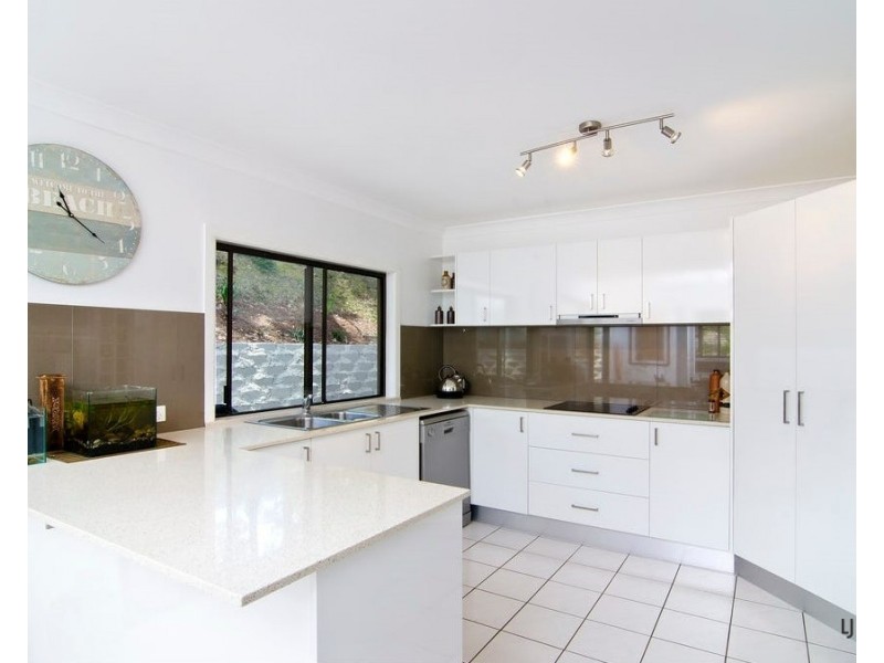 14 Cocararra Court, Tugun QLD 4224