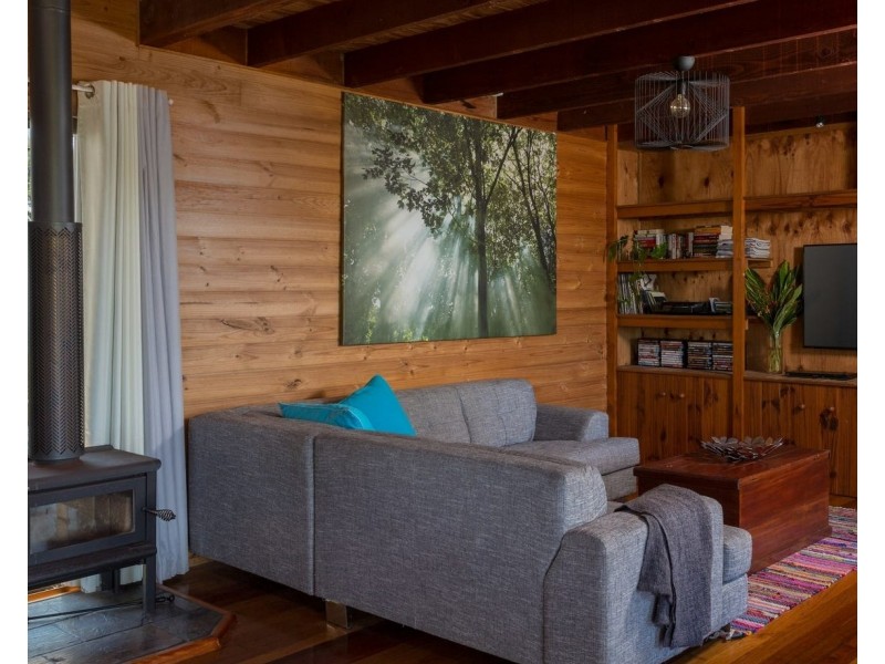 37 Jedda Street, Tallebudgera QLD 4228