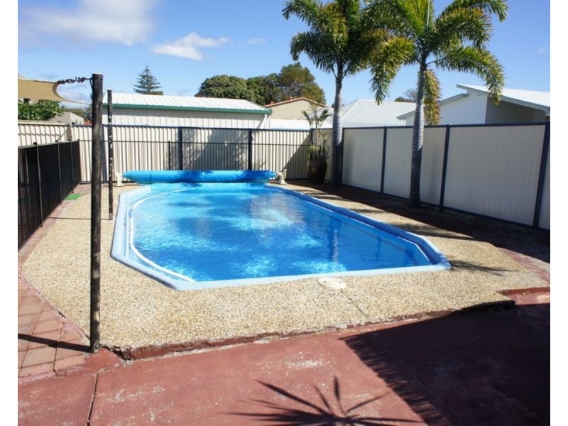 27 Twelfth Avenue, Palm Beach QLD 4221