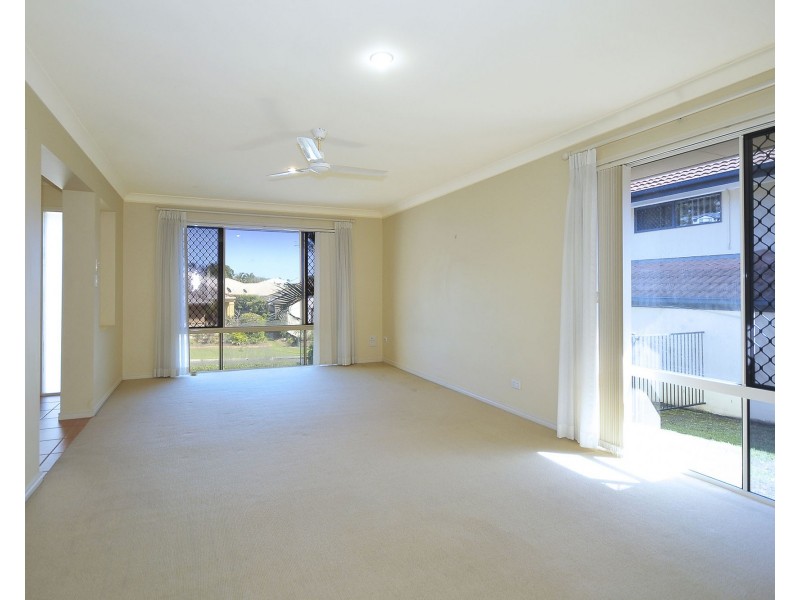 10 Tarrabool Drive, Elanora QLD 4221