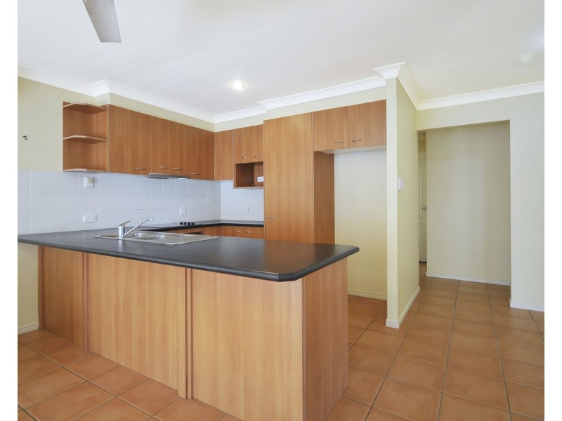 10 Tarrabool Drive, Elanora QLD 4221