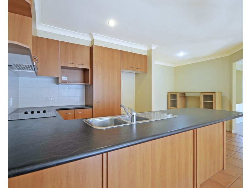 10 Tarrabool Drive, Elanora QLD 4221