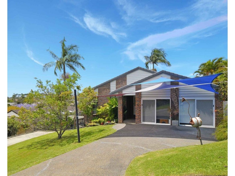 4 Myco Court, Elanora QLD 4221
