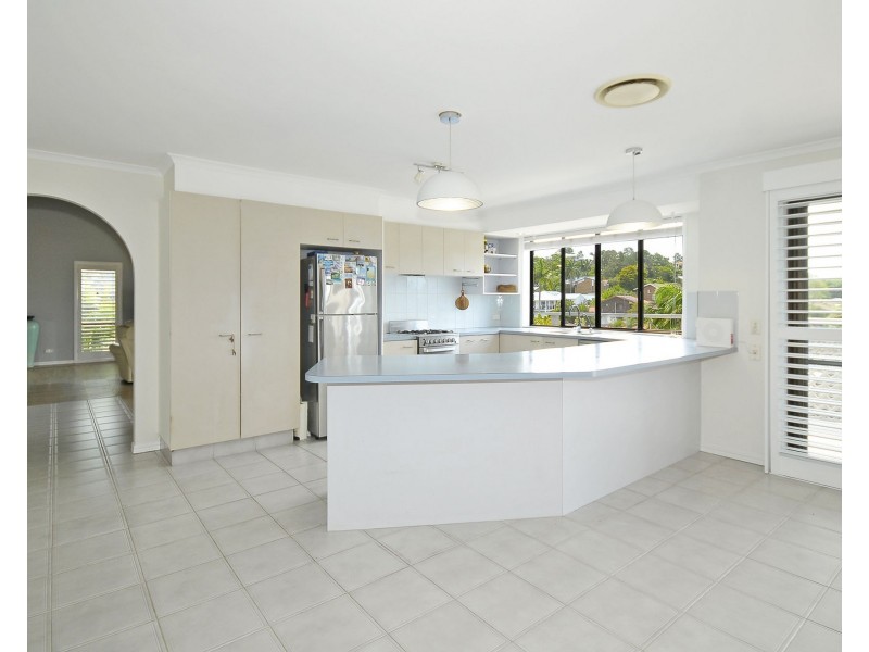4 Myco Court, Elanora QLD 4221