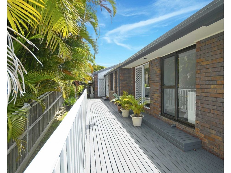 4 Myco Court, Elanora QLD 4221