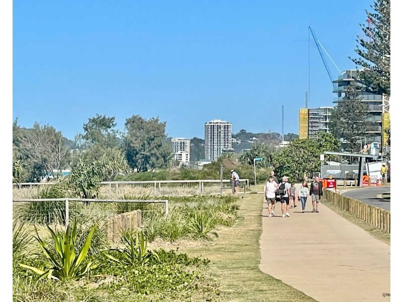 4/1374 Gold Coast Highway, Palm Beach QLD 4221