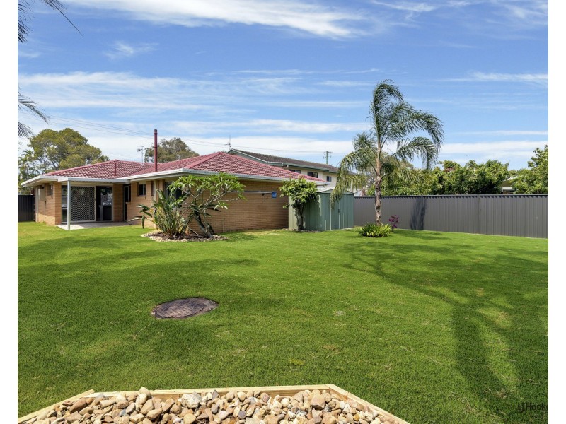 61 Palm Beach Avenue, Palm Beach QLD 4221