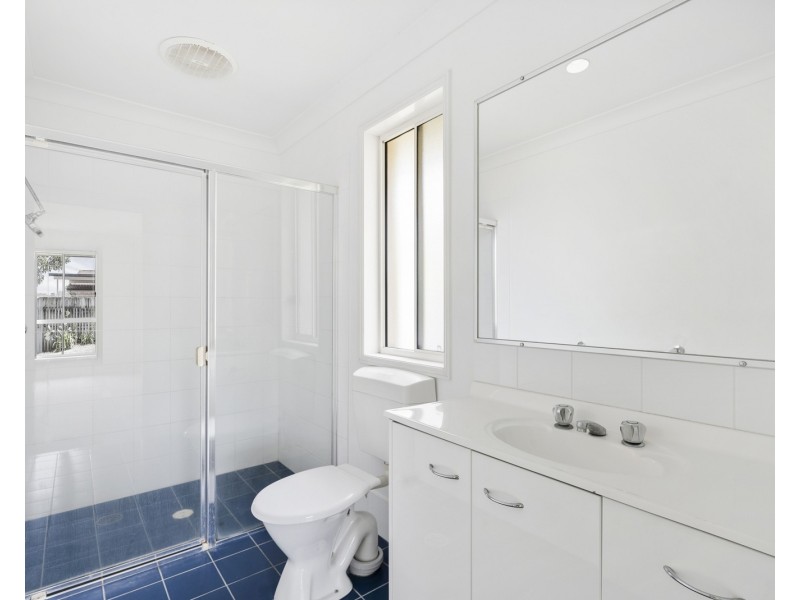 79 Casuarina Drive, Elanora QLD 4221