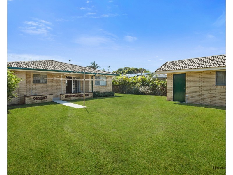 34 Tatha Avenue, Palm Beach QLD 4221