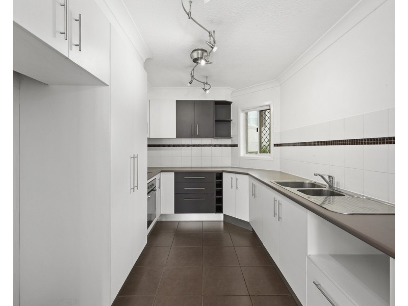 2/1324 Gold Coast Highway, Palm Beach QLD 4221