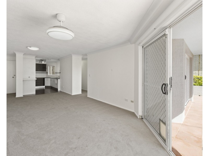 2/1324 Gold Coast Highway, Palm Beach QLD 4221