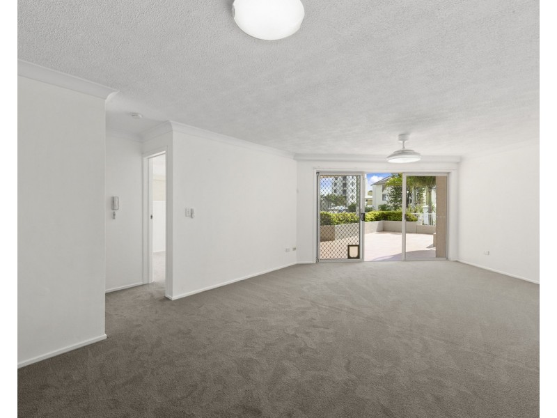 2/1324 Gold Coast Highway, Palm Beach QLD 4221