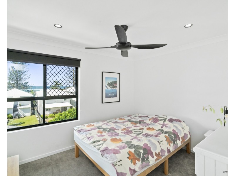 18/111-113 Golden Four Drive, Bilinga QLD 4225