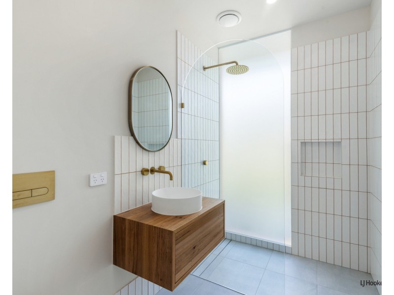 3/10 Simpson Street, Coolangatta QLD 4225