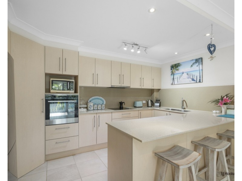 6/61-63 Tallebudgera Drive, Palm Beach QLD 4221