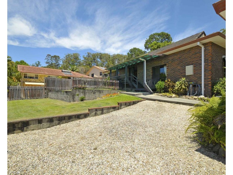 10 Bronzewing Close, Elanora QLD 4221