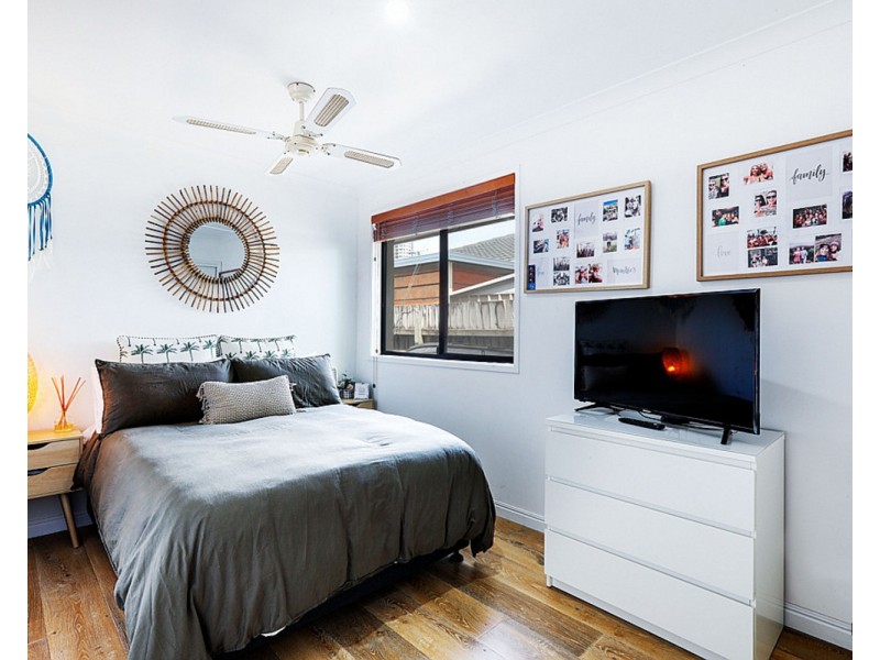24 Cypress Terrace, Palm Beach QLD 4221