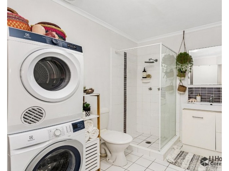 3/3 Winston Street, Coolangatta QLD 4225