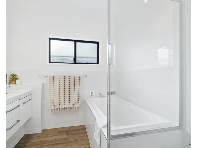 20 Numidia Street, Currumbin Waters QLD 4223