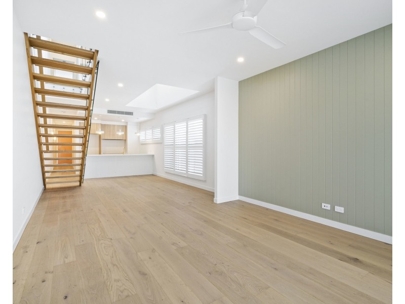 1/29 Twenty Third Avenue, Palm Beach QLD 4221