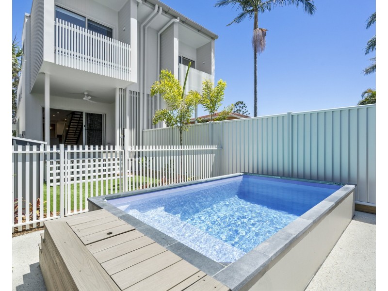 2/29 Twenty Third Avenue, Palm Beach QLD 4221