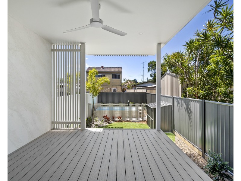 2/29 Twenty Third Avenue, Palm Beach QLD 4221