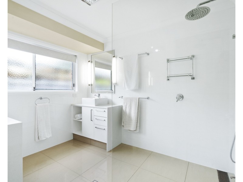 52 Cannon Drive, Currumbin Waters QLD 4223
