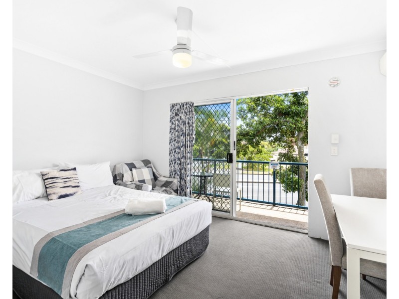 19/125 Frank Street, Labrador QLD 4215