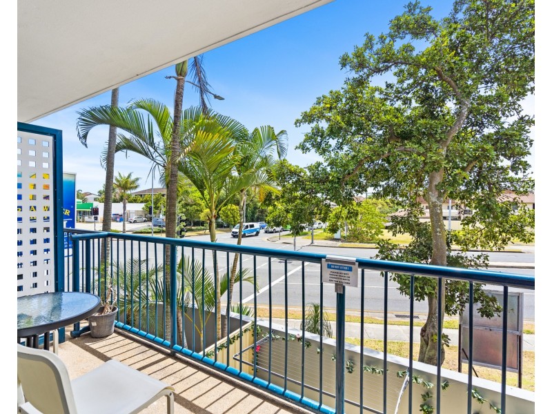 19/125 Frank Street, Labrador QLD 4215