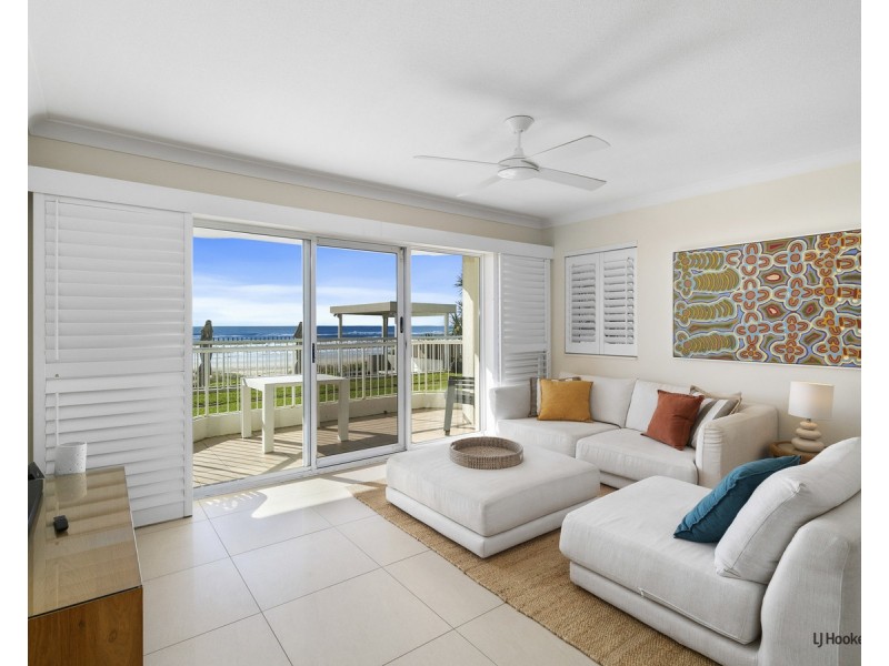 10/2 Seventeenth Avenue, Palm Beach QLD 4221