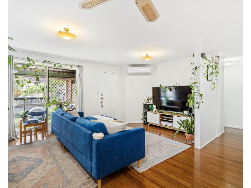 1/6 Cotinga Crescent, Burleigh Waters QLD 4220